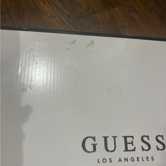 Guess boots size 8.5 brand new with box - Picture 7 of 12
